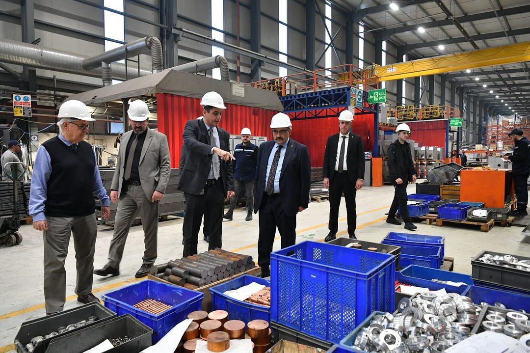EKOS Electric a accueilli le gouverneur İsmail Ustaoğlu à l’usine de Balıkesir : Développements actuels et projets futurs discutés (16 novembre 2023)