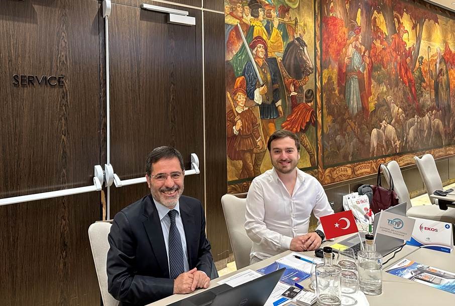 EKOS Electric a rendu visite à la délégation TET de Hongrie